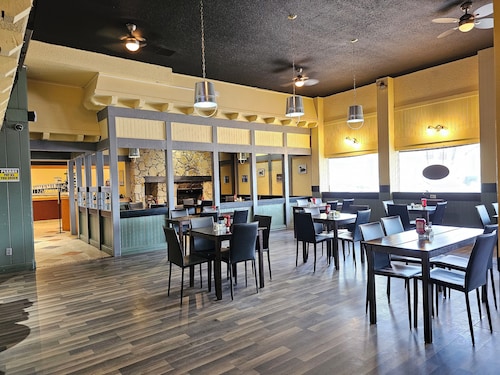 Travelodge by Wyndham Prince Albert