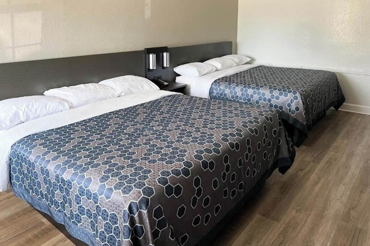 Standard Room, 2 Double Beds, Non Smoking | WiFi (free), bed sheets