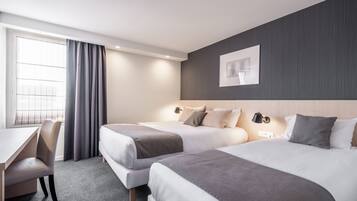 Comfort Triple Room | Premium bedding, individually decorated, individually furnished, desk