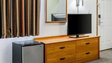 Standard Room, 2 Queen Beds, Non Smoking | Free WiFi, bed sheets