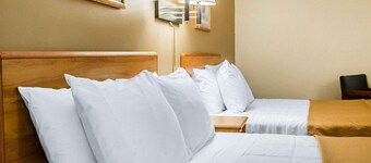 Econo Lodge Elkhart North