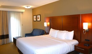 Standard Room, 1 King Bed with Sofa bed, Non Smoking | Premium bedding, pillowtop beds, desk, blackout drapes - Comfort Inn Lancaster at Rockvale (Lancaster)