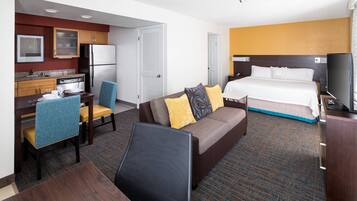 2 多间卧室、高档床上用品、特色家居、办公桌