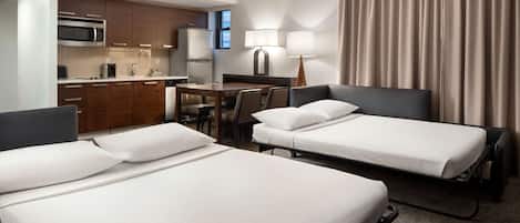1 Schlafzimmer, Allergikerbettwaren, Zimmersafe, Schreibtisch