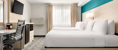 Desk, laptop workspace, iron/ironing board, free WiFi