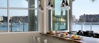 Jamaica Bay Inn Marina Del Rey,Tapestry Collection by Hilton