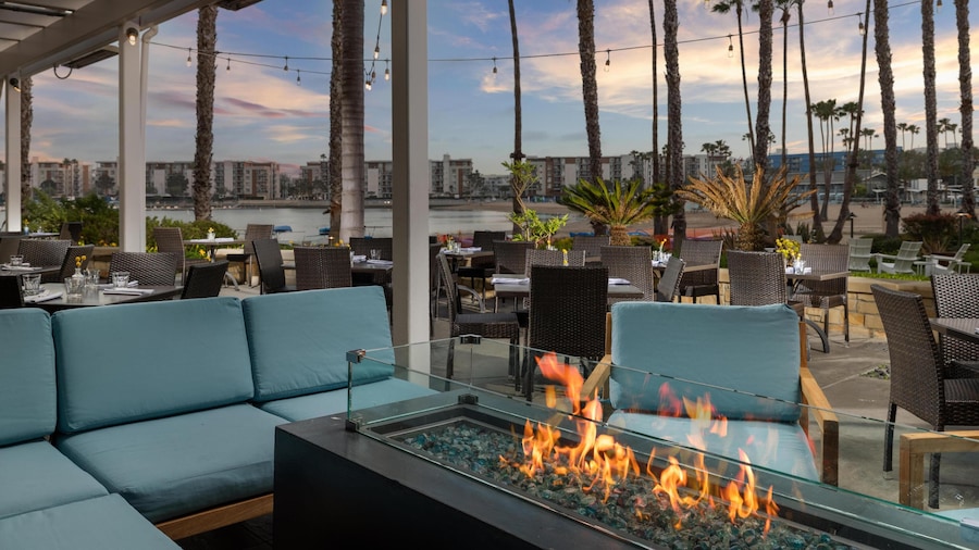 Jamaica Bay Inn Marina Del Rey,Tapestry Collection by Hilton