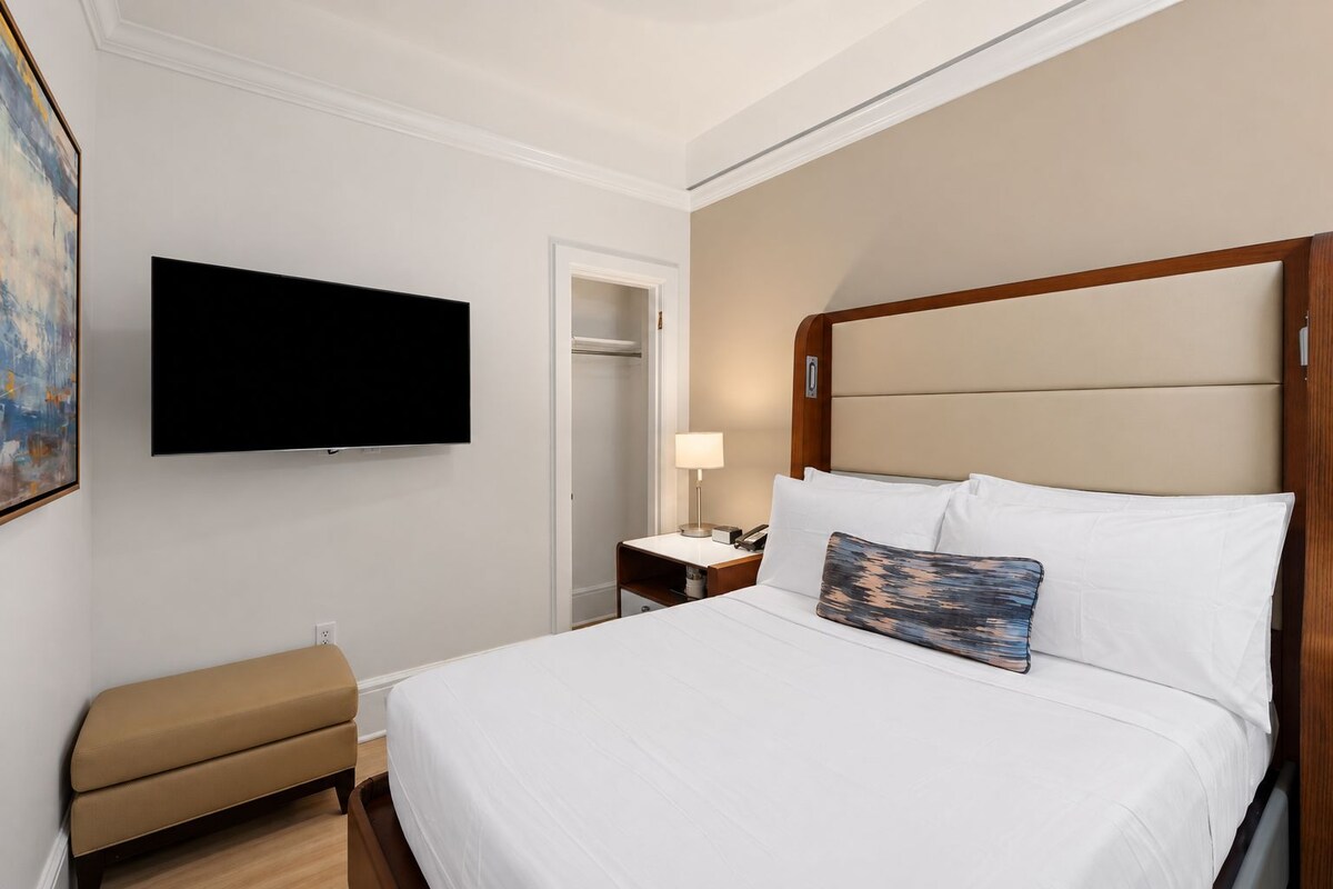 Economy Room, 1 Double Bed | Premium bedding, down comforters, WiFi (free), bed sheets