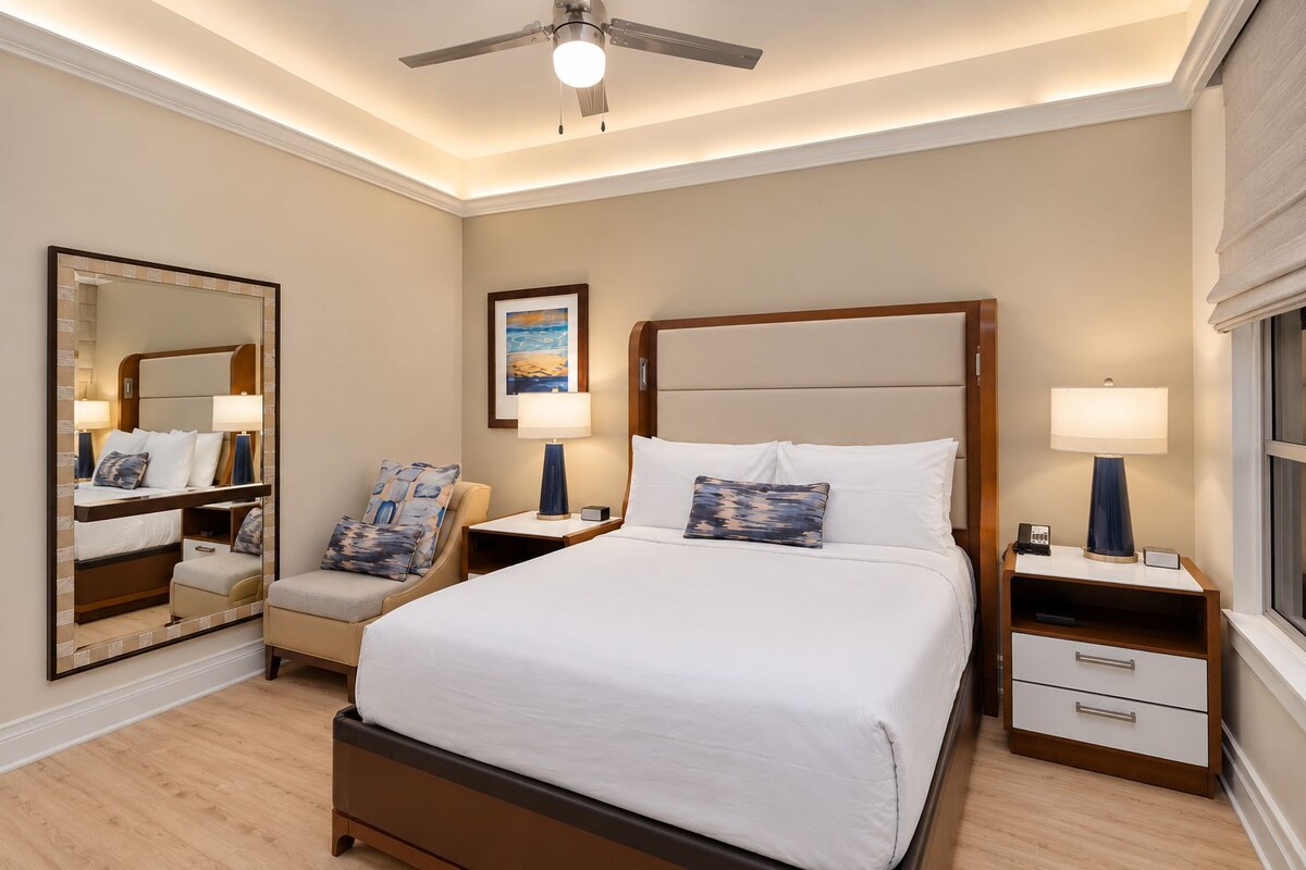 Economy Room, 1 Queen Bed | Premium bedding, down comforters, WiFi (free), bed sheets