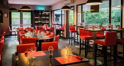 Logis HĂŽtel Restaurant Le Grill