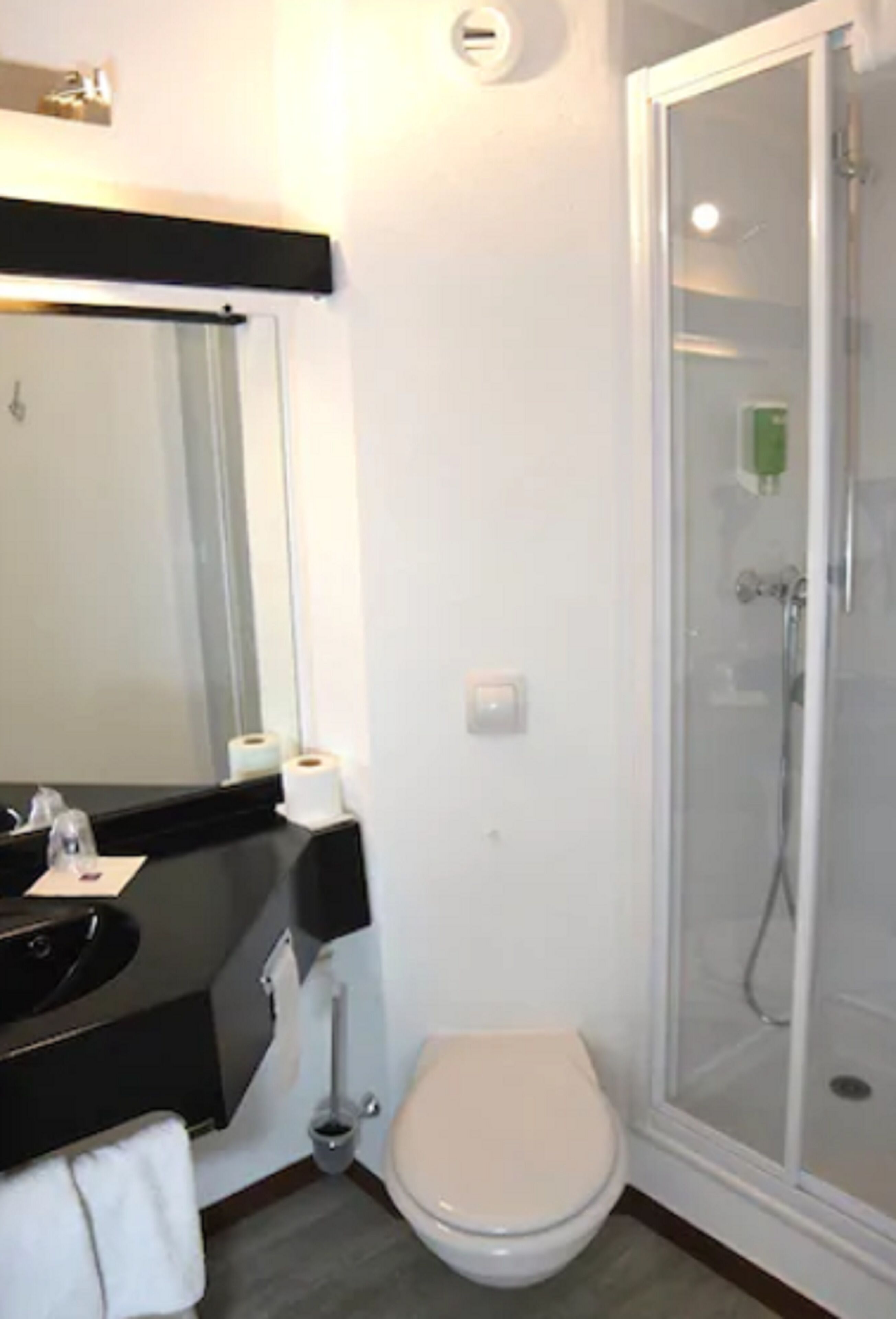 Foto - Logis Hotel Lons-le-Saunier - Restaurant Le Grill