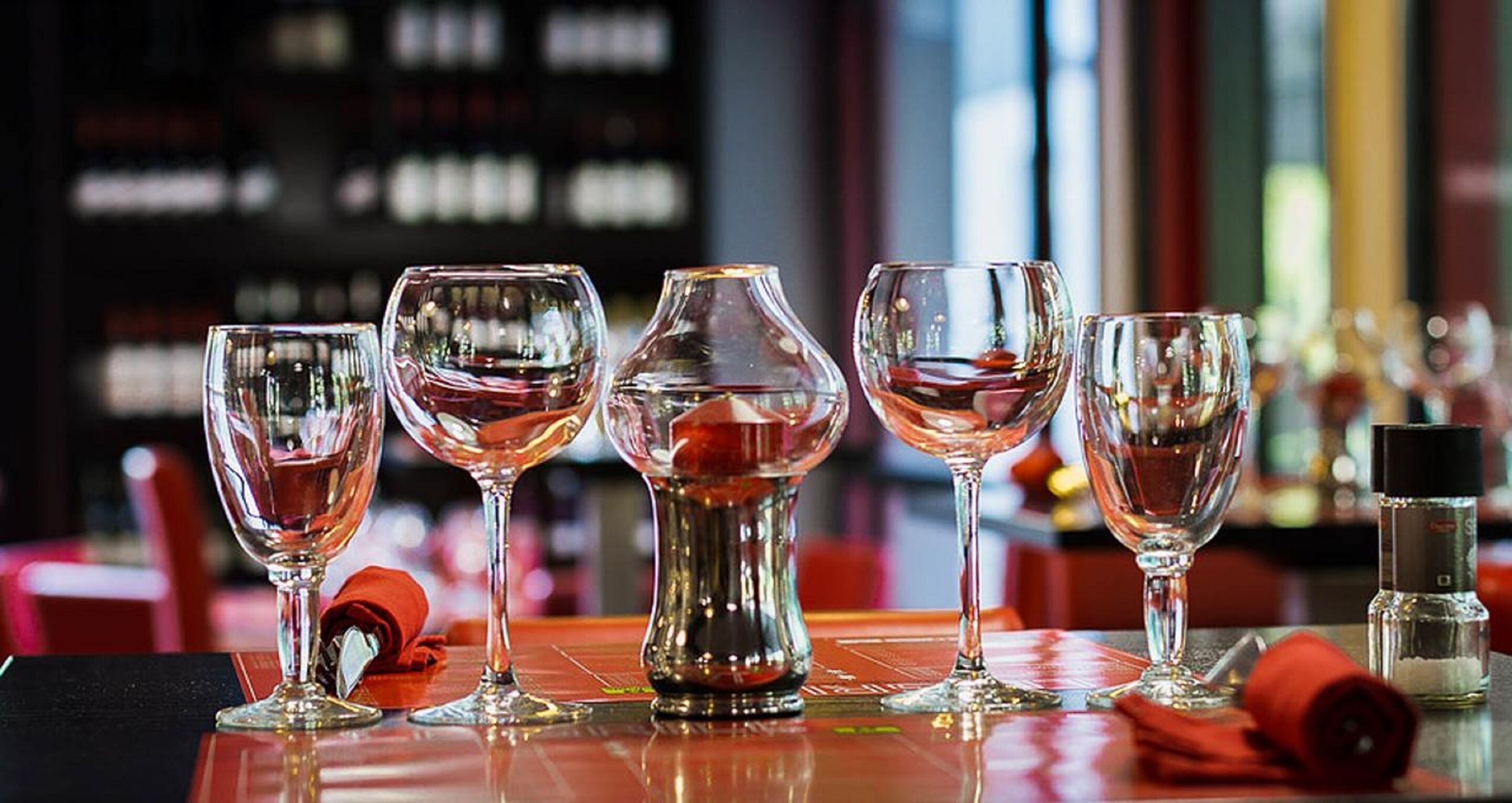 Foto - Logis Hotel Lons-le-Saunier - Restaurant Le Grill