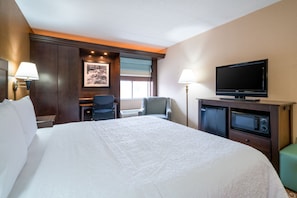 Premium bedding, pillowtop beds, in-room safe, iron/ironing board