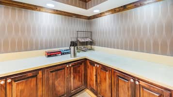 Free daily on-the-go breakfast