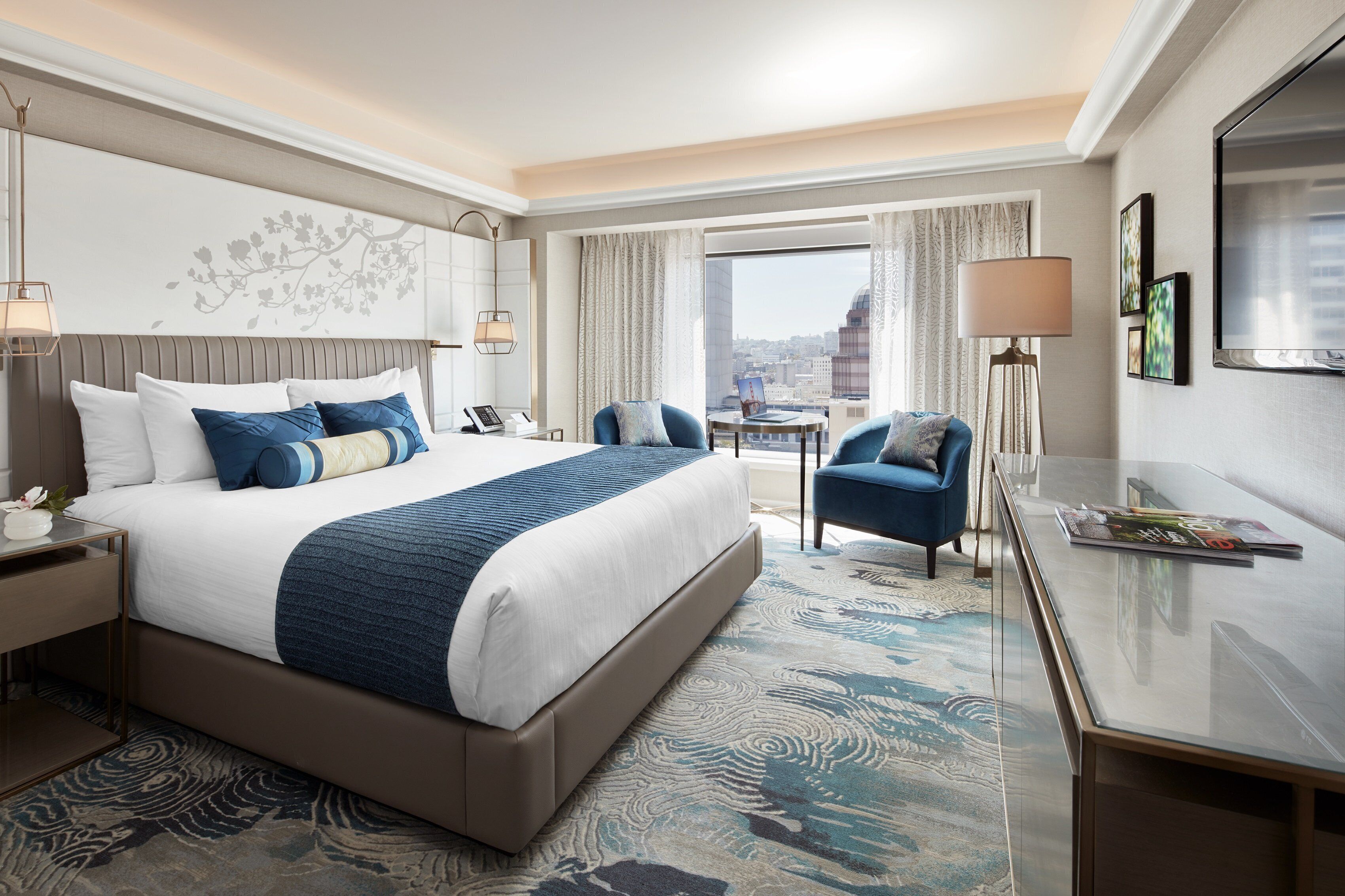 hypo-allergenic bedding, down duvets, pillow-top beds, minibar