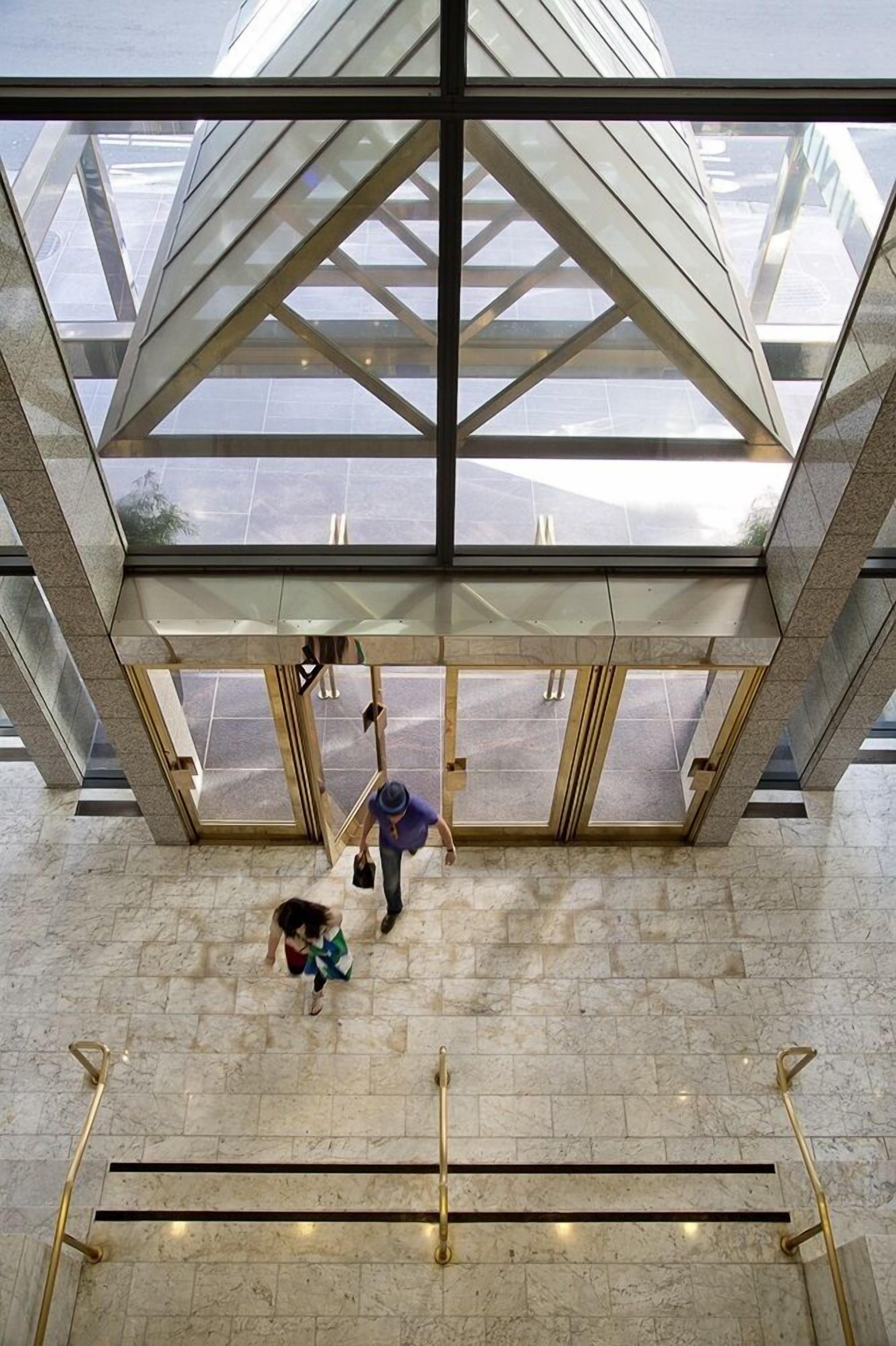 숙박 시설 입구