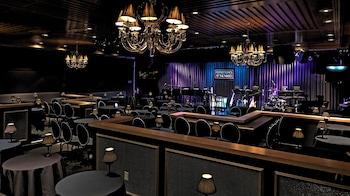 Nightclub at Hotel Nikko San Francisco