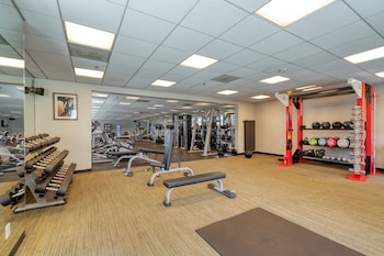 Fitness center at Hotel Nikko San Francisco