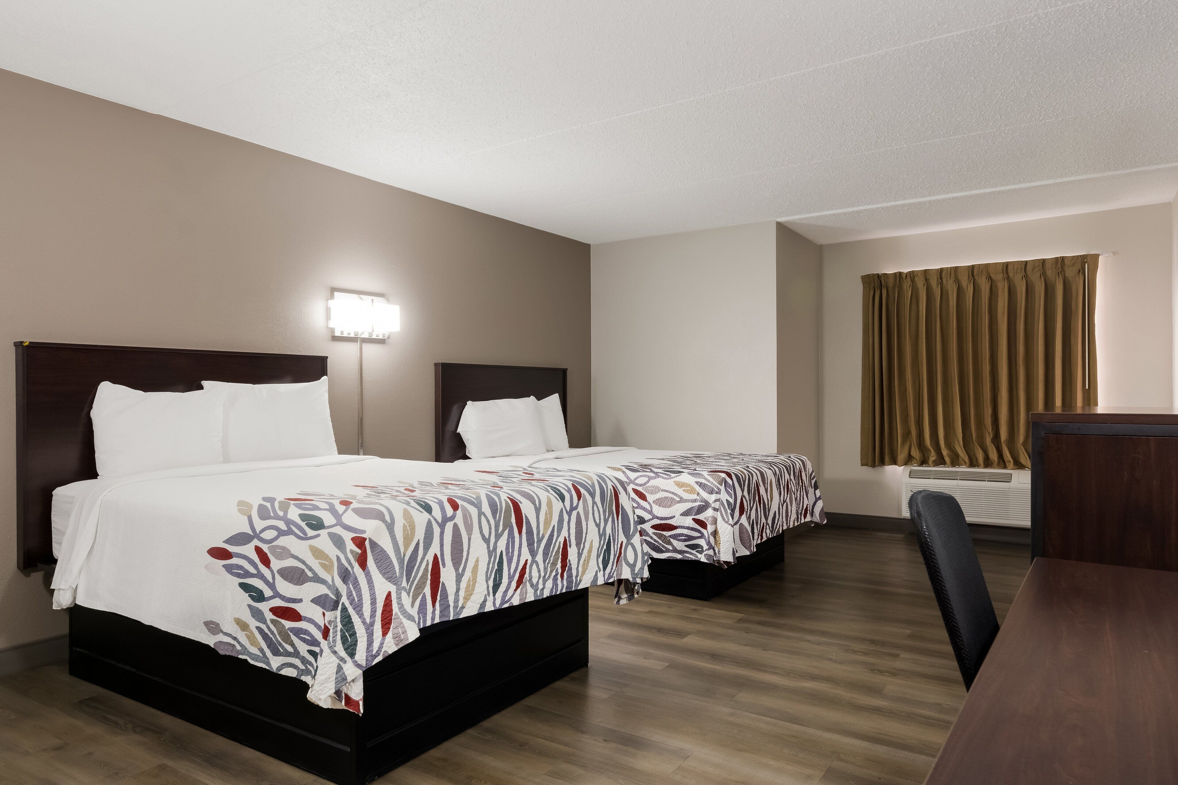 Photo - Red Roof Inn Hartford- New Britain