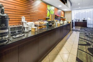 Free daily continental breakfast