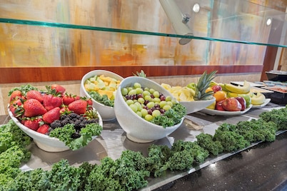 Crowne Plaza Executive Center Baton Rouge by IHG