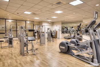 Fitness center at Omni Parker House 