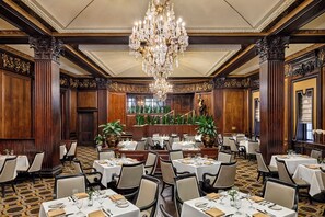 Breakfast, lunch and brunch served - Omni Parker House (Boston)