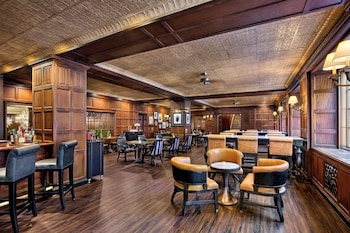 Bar (on property) at Omni Parker House 