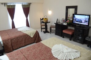 Standard Room, 2 Double Beds