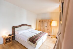 Deluxe Double Room - TH Samedan - Hotel Bernina 1865 (Samedan)