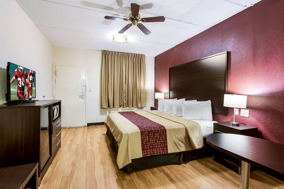 1 chambre, lits bébé (gratuits), Wi-Fi gratuit, draps fournis