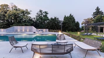 Piscina stagionale all'aperto