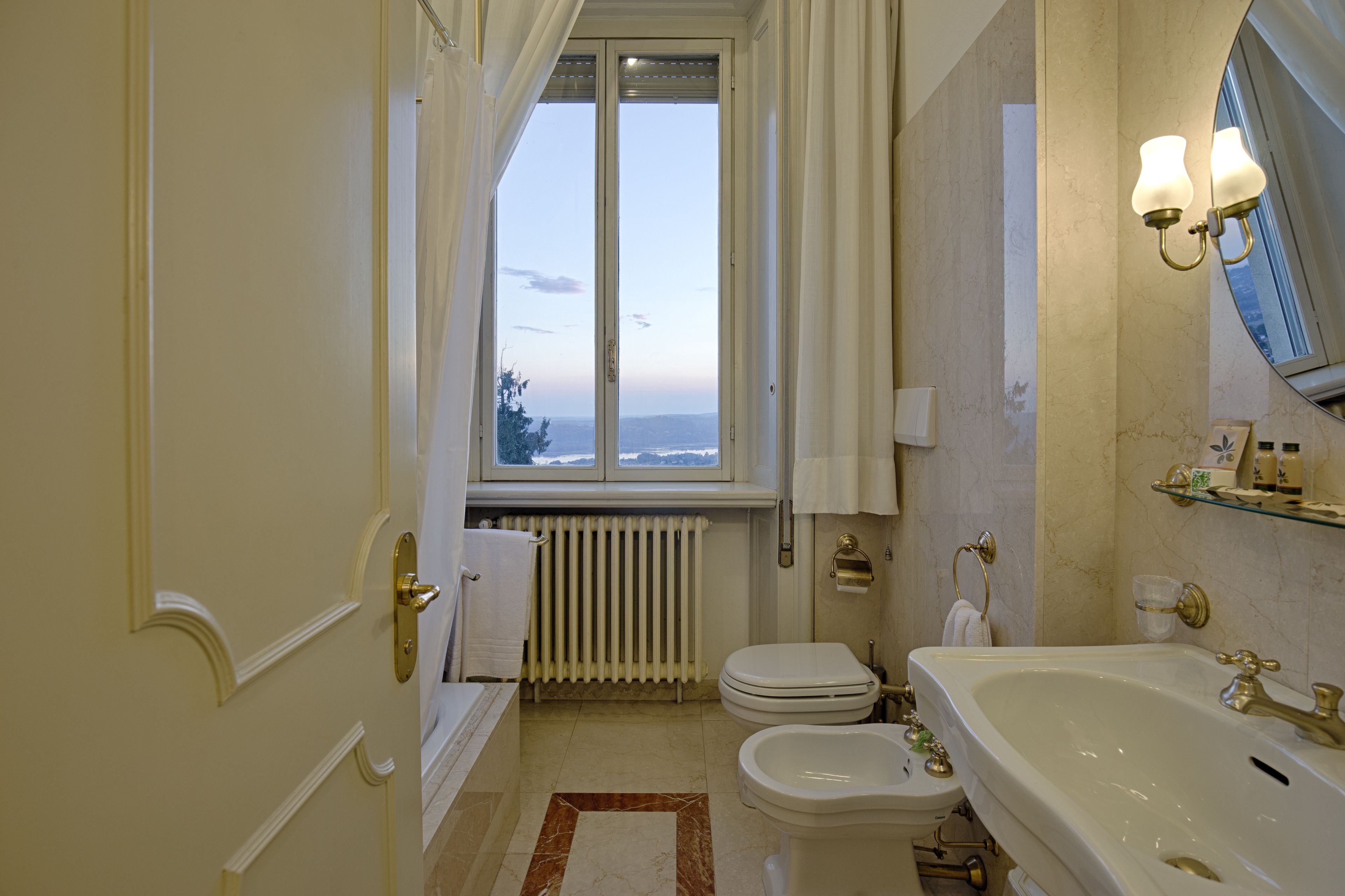 Standard Single Room | Bathroom