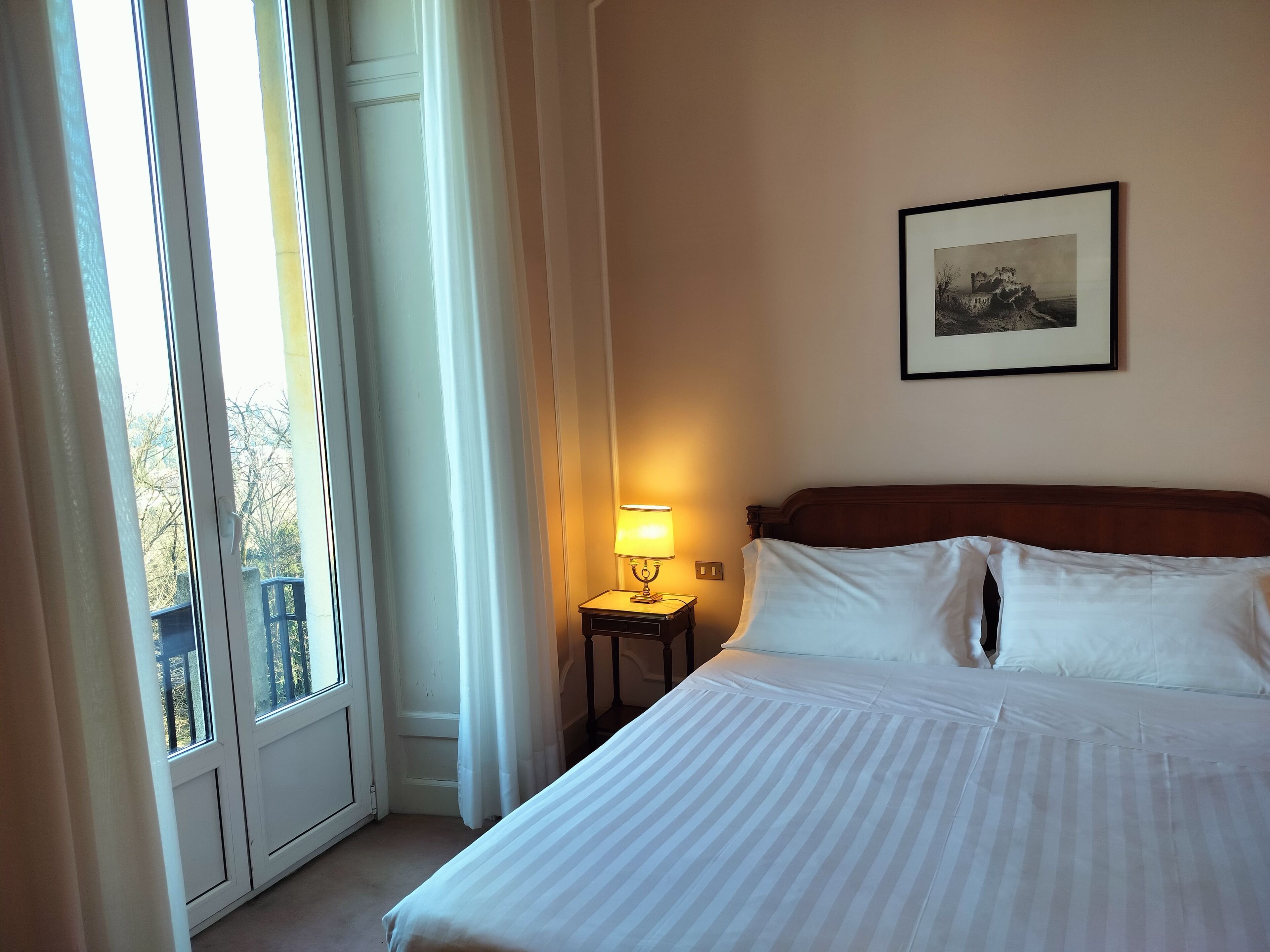 Habitación doble, 1 habitación, vista al parque | Ropa de cama de alta calidad y minibar 