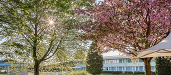 里爾機場諾富特酒店