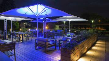 Breakfast, lunch, dinner served; French cuisine, pool views