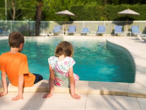 Outdoor pool, sun loungers