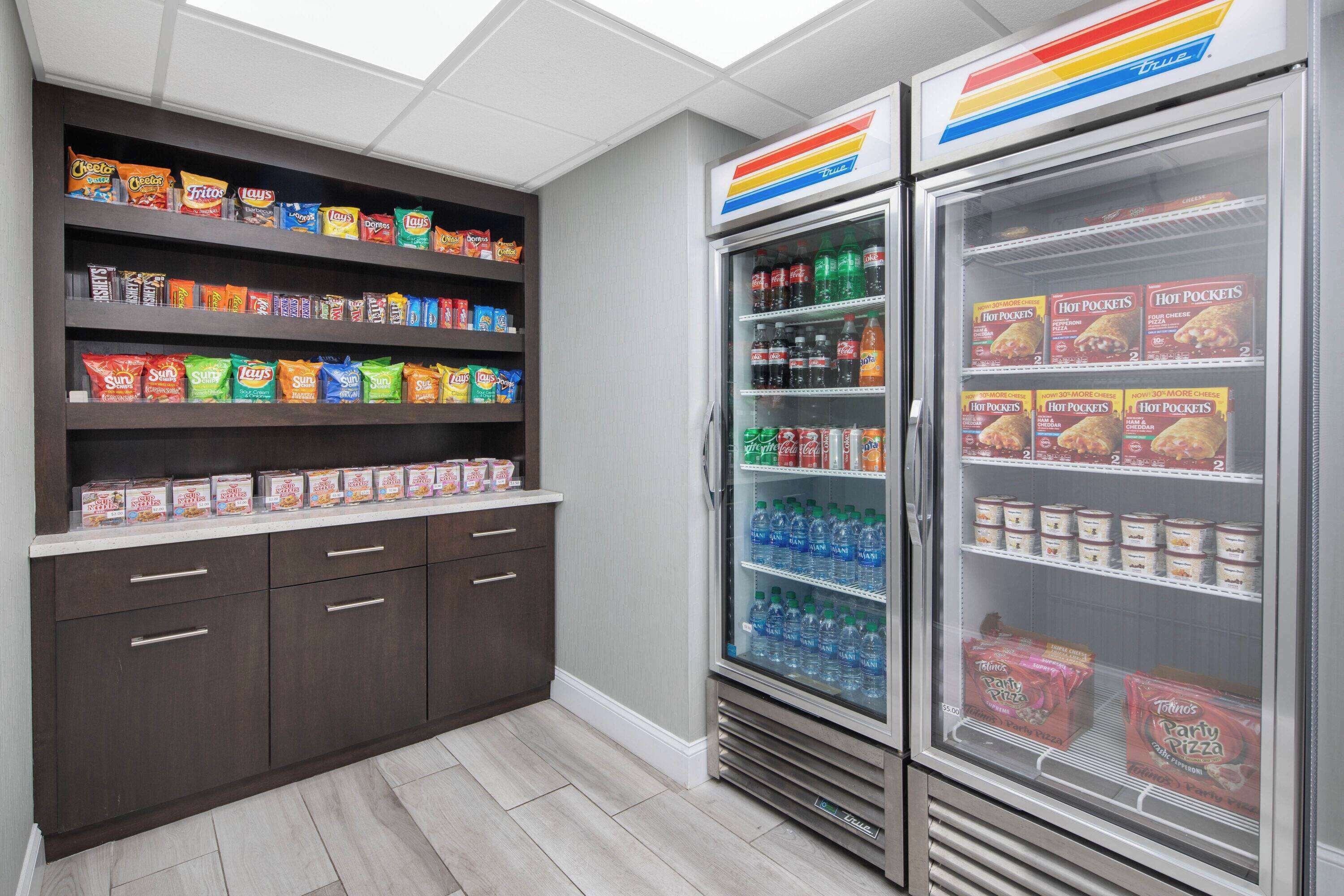 Photo - La Quinta by Wyndham Atlanta Airport South