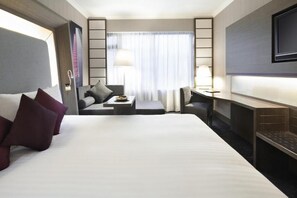 Minibar, in-room safe, desk, blackout drapes