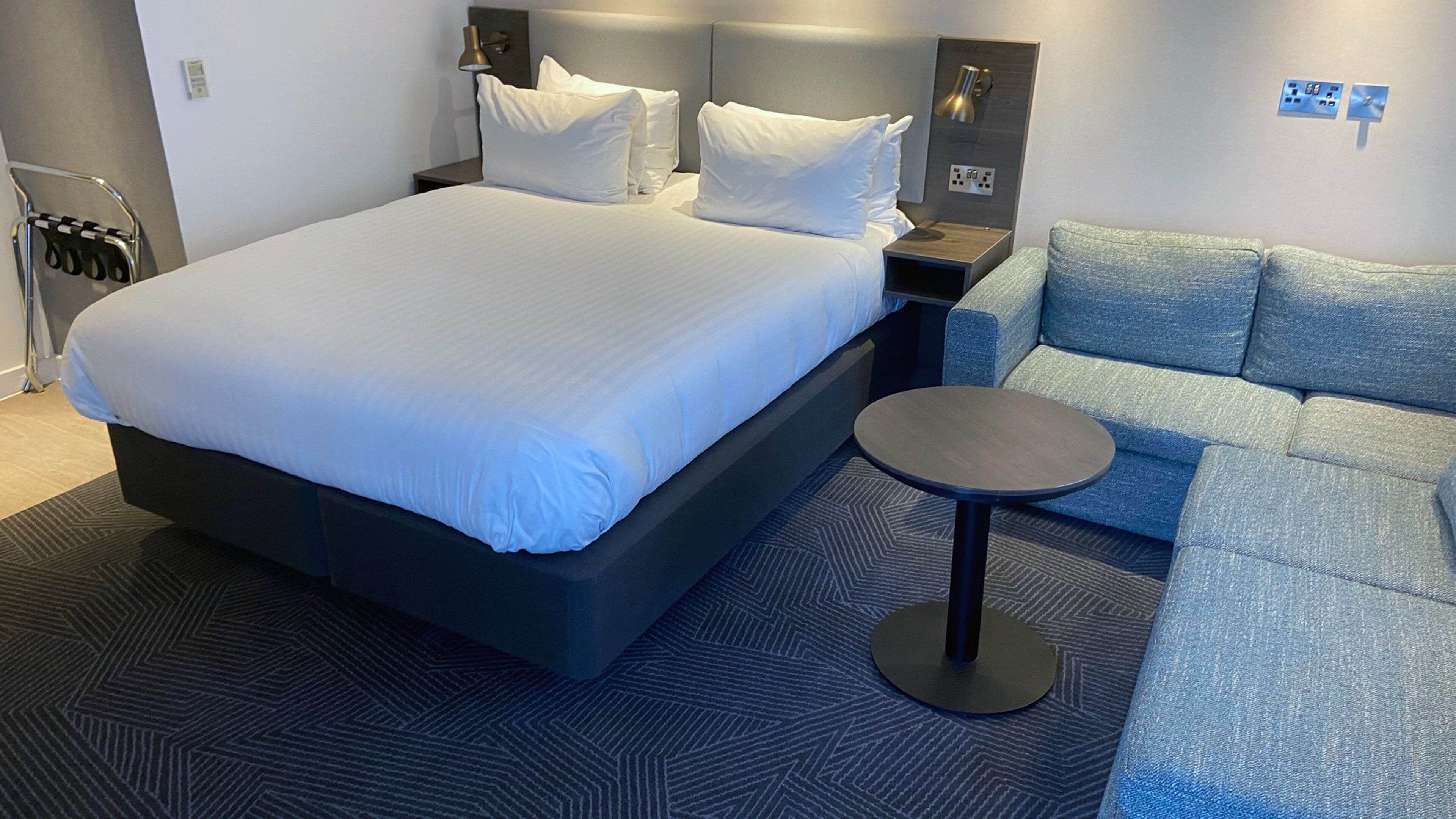 1 bedroom, desk, iron/ironing board, free cots/infant beds