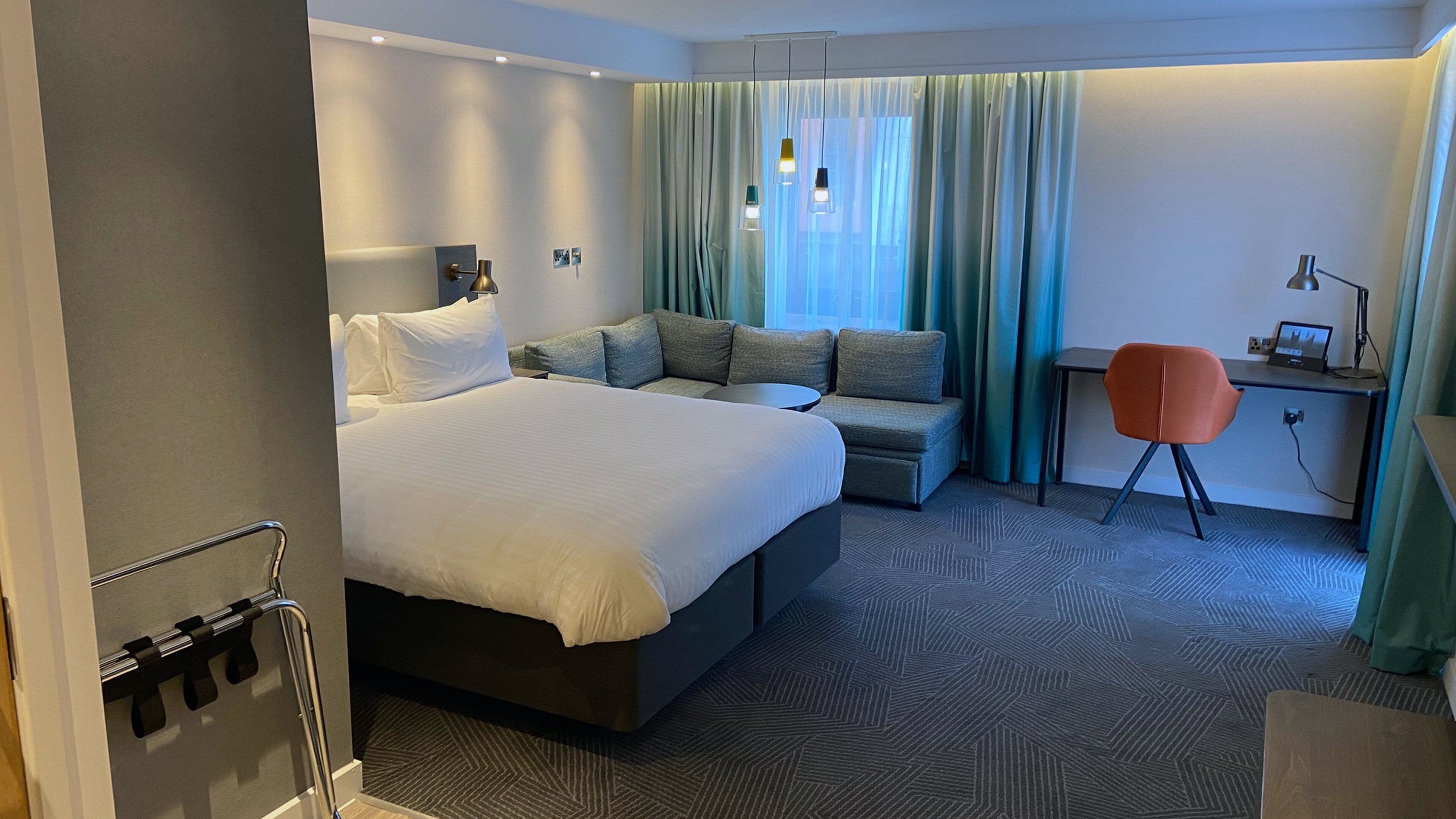 Skrivbord, strykjärn/strykbräda, gratis barnsängar och gratis wi-fi