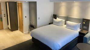 Desk, iron/ironing board, free cribs/infant beds, free WiFi