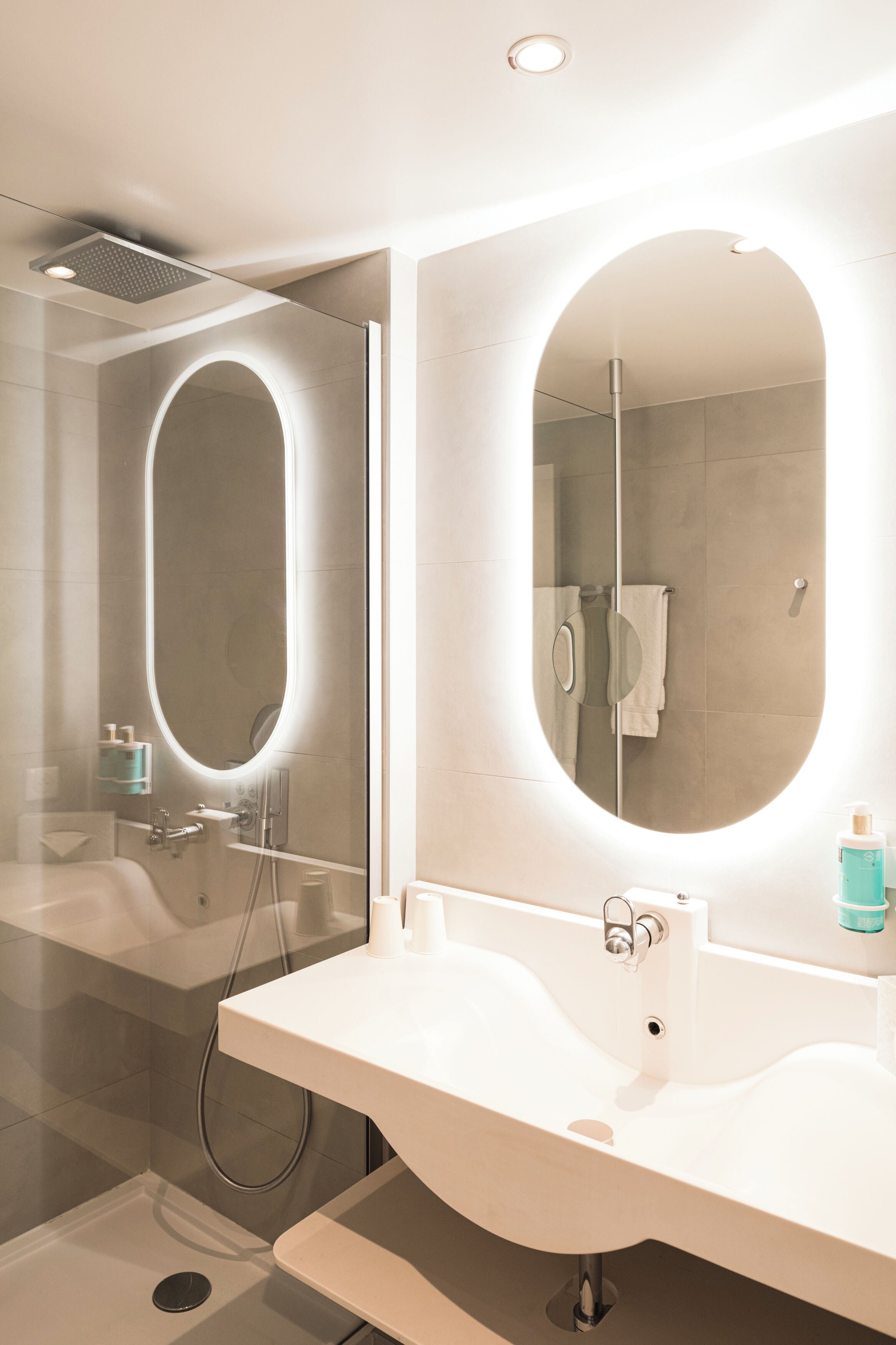 premium bedding, memory-foam beds, in-room safe, desk