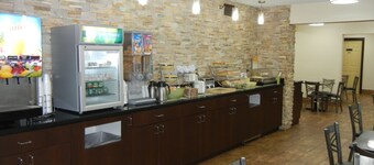 Quality Inn Holland - Toledo