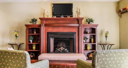 Quality Inn Holland - Toledo