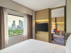 Premium bedding, minibar, in-room safe, individually decorated