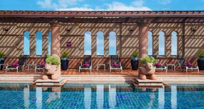 Crowne Plaza Bangkok Lumpini Park by IHG