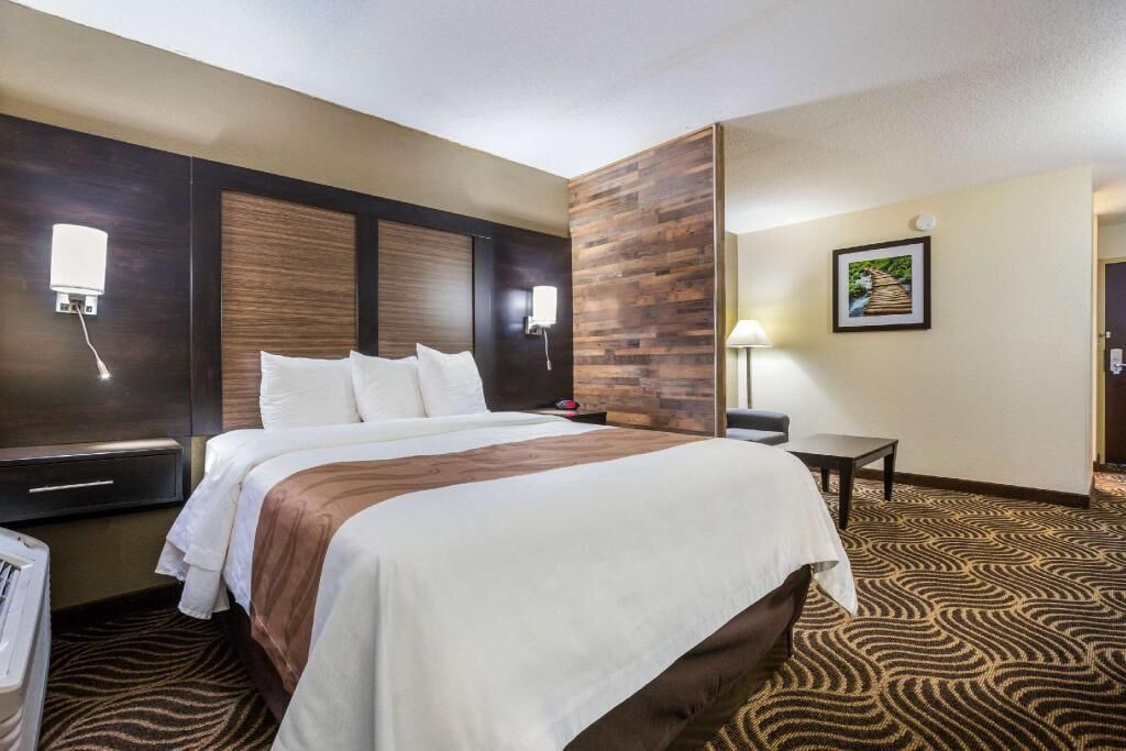 In-room safe, desk, laptop workspace, blackout drapes
