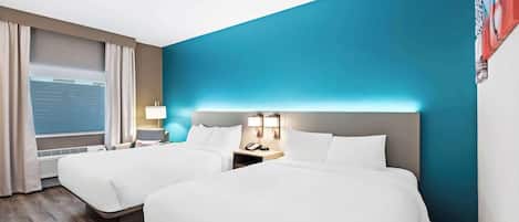 客房, 2 张大床, 无烟房 | 客房内保险箱、笔记本电脑工作区、遮光窗帘、熨斗/熨板