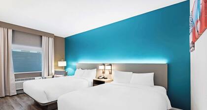 Comfort Inn & Suites Mason City - Clear Lake